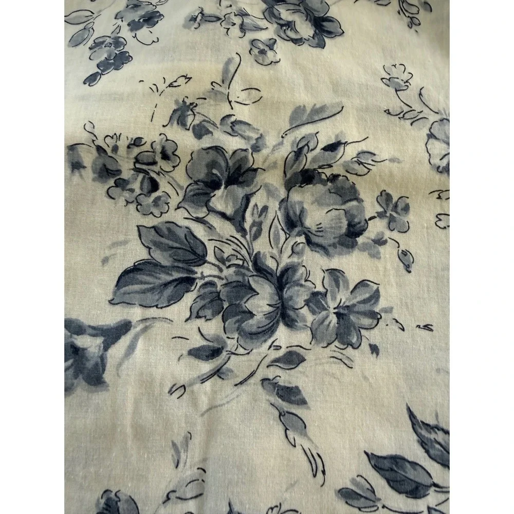 Set of 2 CROWN CRAFT PILLOW SHAMS STANDARD WHITE & BLUE Floral Stripes Ruffle